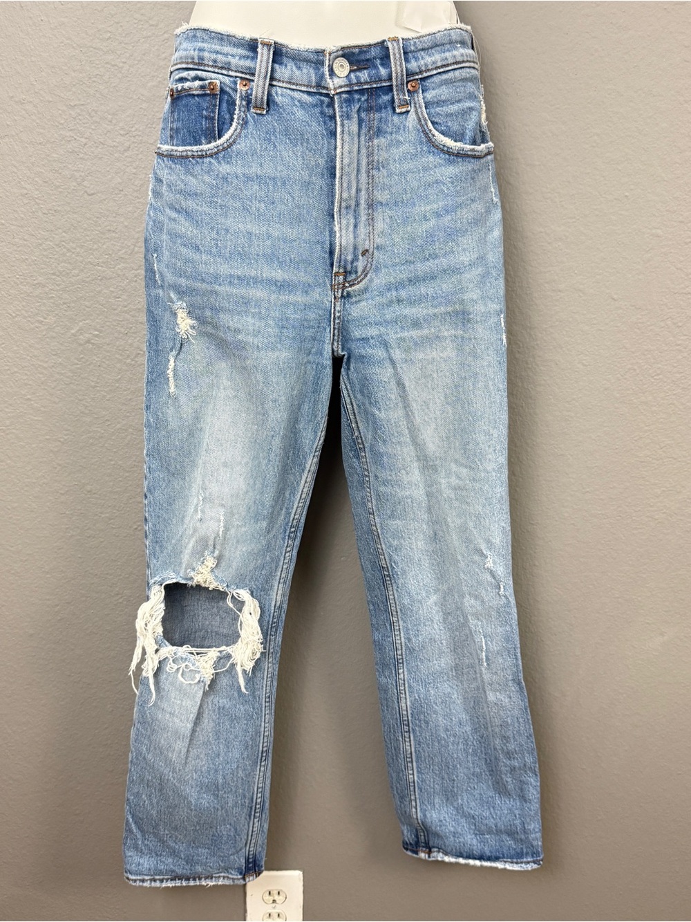 Abercrombie Fitch Ultra High Rise 90s Straight Jeans Distressed Blue Sz 27 4 S - Picture 2 of 10